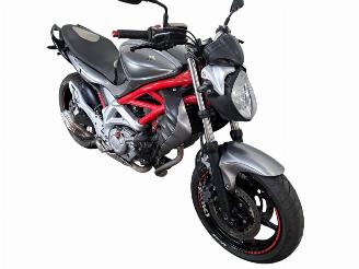 Vrakbiler auto Suzuki Gladius 650  2010/7