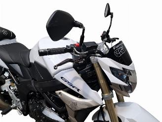 Suzuki GS 750 R picture 14