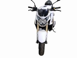 Suzuki GS 750 R picture 17