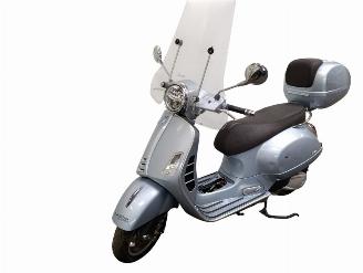 Piaggio  GTS VESPA picture 2