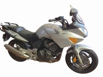 Honda CBF 600  picture 17