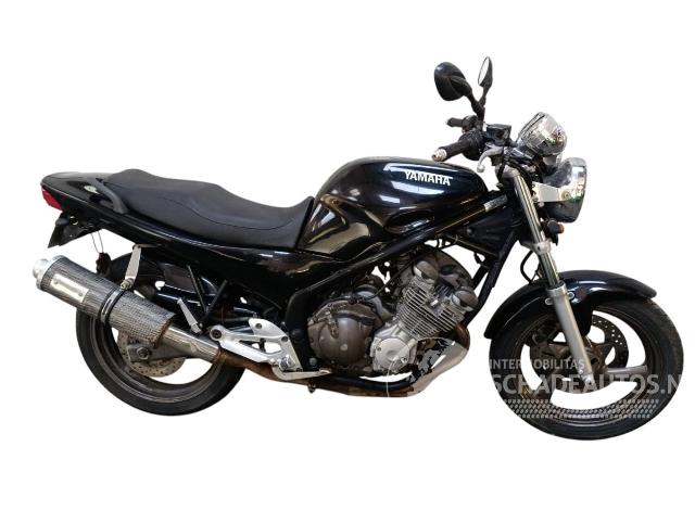 Yamaha XJ 6 Division