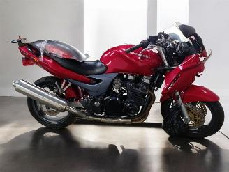 Kawasaki ZR - 7 S picture 1