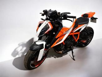 KTM 1290 Super Duke R  picture 20