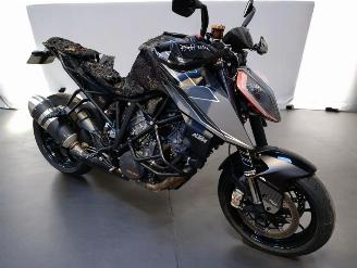 skadebil motor KTM 1290 Super Duke R  2017/2