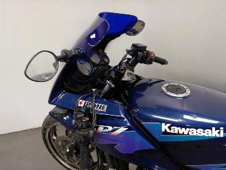 Kawasaki  GPZ picture 12