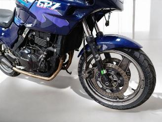 Kawasaki  GPZ picture 4