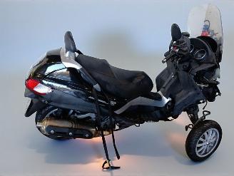 Piaggio  MP3 picture 11