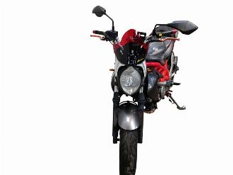 Suzuki Gladius 650 SFV picture 15