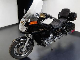 Honda GoldWing GLD picture 8