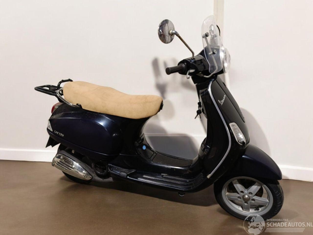 Piaggio  VESPA