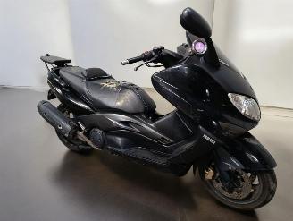 Schade scooter Yamaha  T MAX 2006/6
