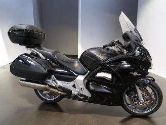 damaged motor cycles Honda Pan European  2014/10