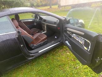 Opel Astra H TWINTOP CABRIOLET 1.9 CDTI- 16V TURBO picture 26