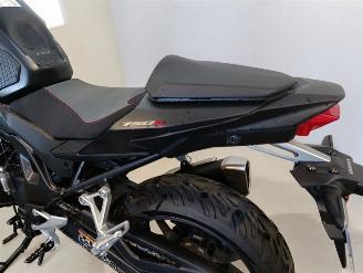 Honda CB 750 HORNET picture 21