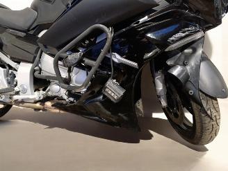 Yamaha FJR 1300  picture 19