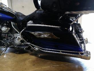 Harley-Davidson Electra Glide ULTRA CLASSIC picture 6