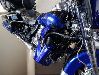 Harley-Davidson Electra Glide ULTRA CLASSIC picture 12