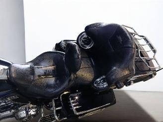 Harley-Davidson Electra Glide ULTRA CLASSIC picture 17