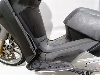 Peugeot  GEOPOLIS picture 12