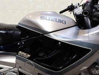 Suzuki GSX 750 F picture 21