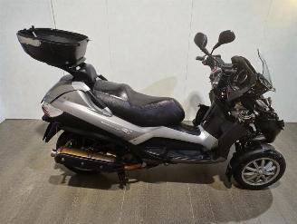 Piaggio  MP3 picture 1