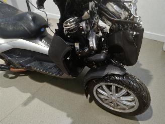 Piaggio  MP3 picture 6