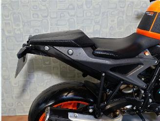 KTM 990 Super Duke  picture 9
