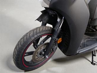 Honda  SH A picture 20