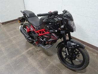 krockskadad bil motor Benelli  BN 2023/10