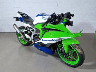 Kawasaki ZXR 400  picture 23