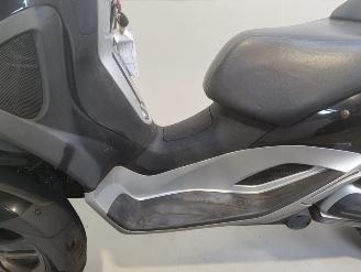 Piaggio  YOURBAN picture 15