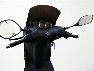 Peugeot  CITYSTAR picture 4