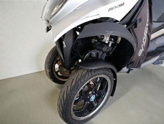 Piaggio  MP3 picture 16