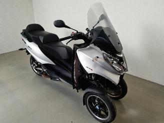  Piaggio  MP3 2016/9