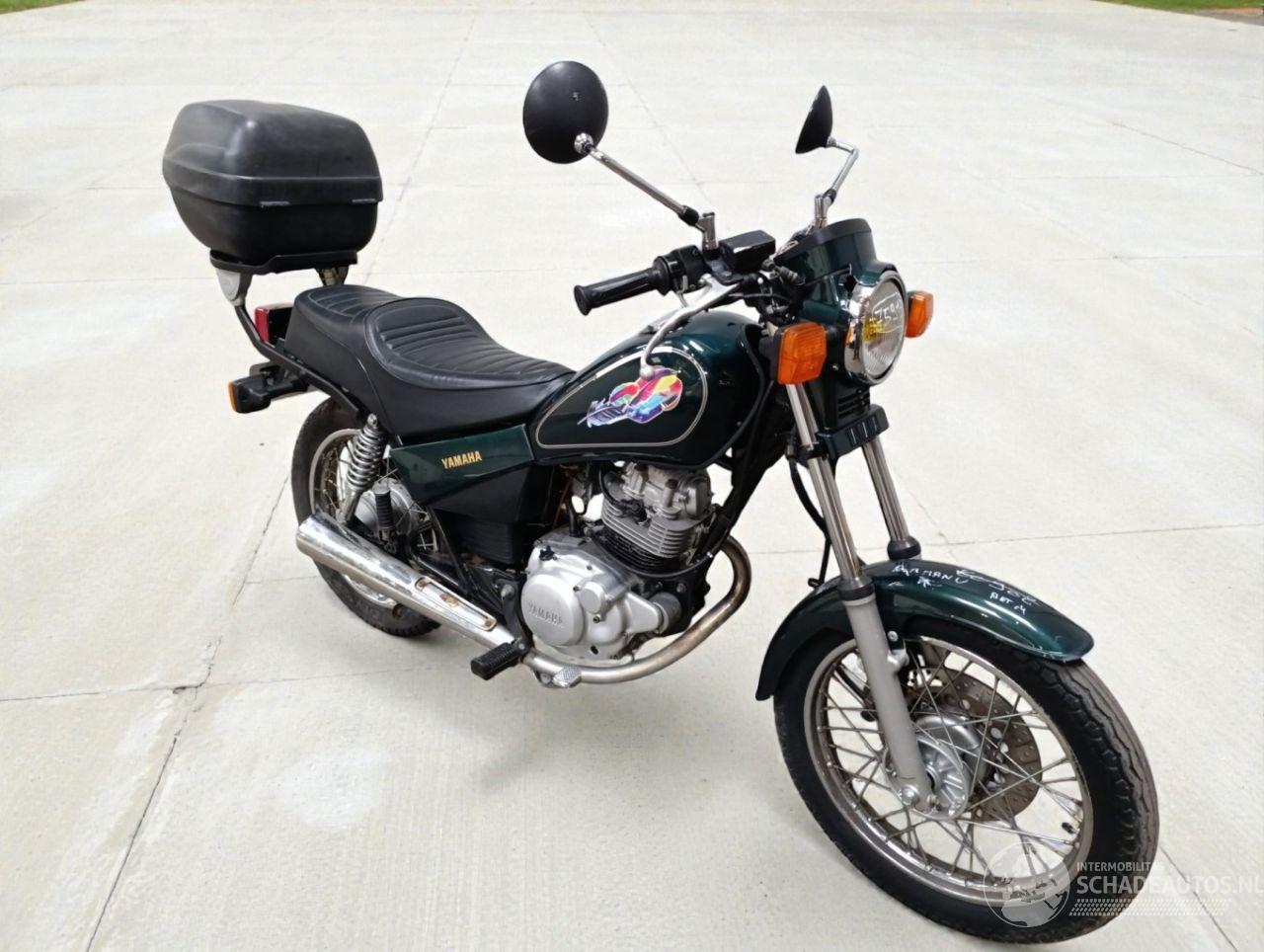 Yamaha SR 125 