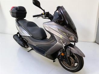 Kymco  X TOWN picture 1