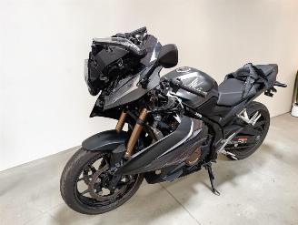 Honda CBR 500 R  picture 3