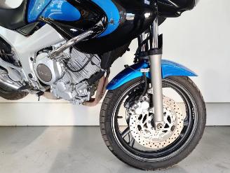 Yamaha TDM 850  picture 8