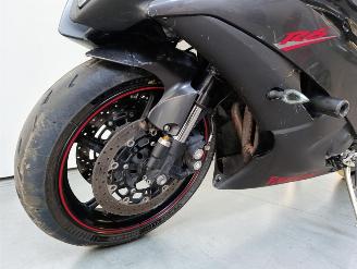 Yamaha YZF - R6  picture 18