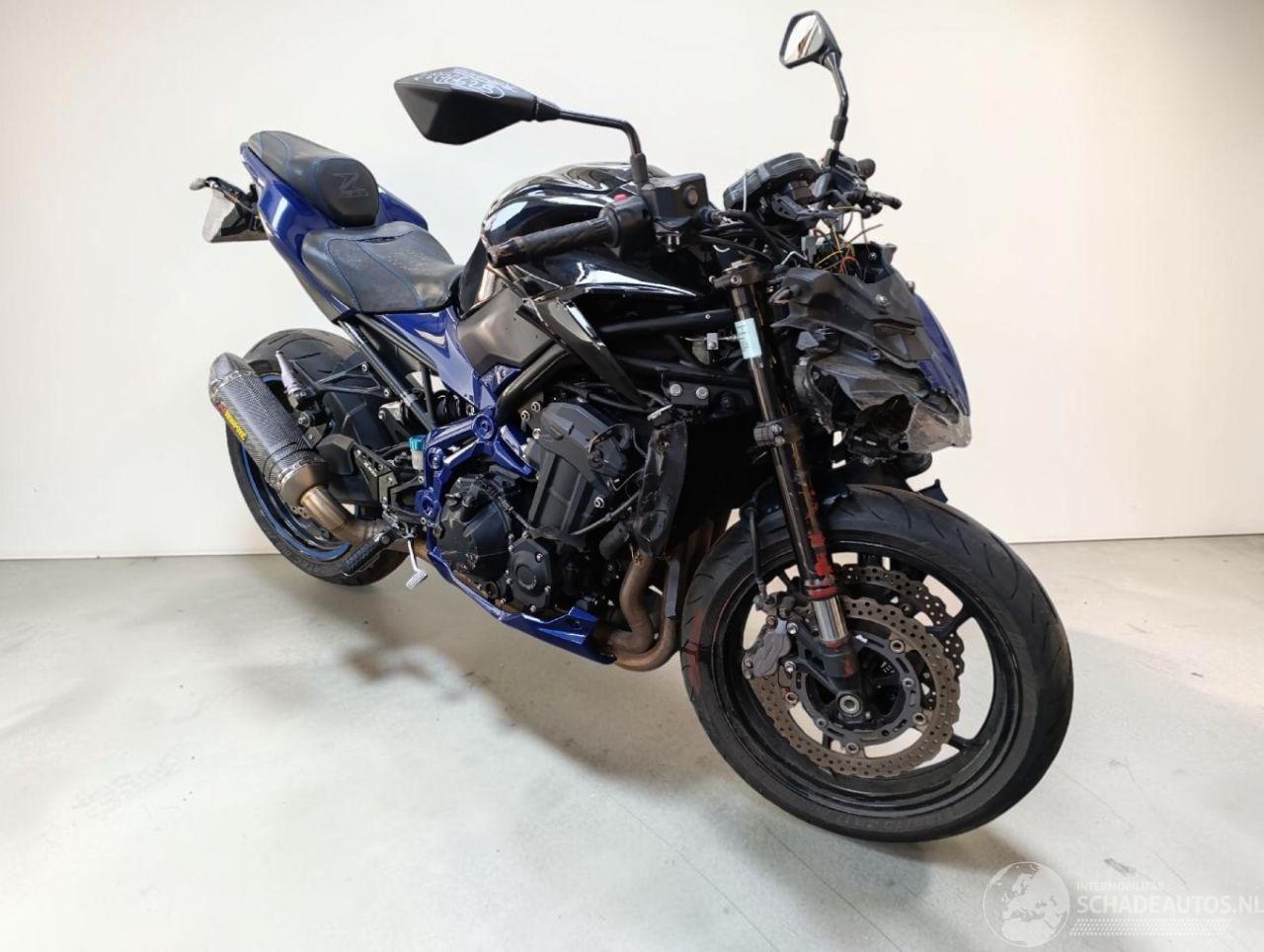 Kawasaki Z 900 