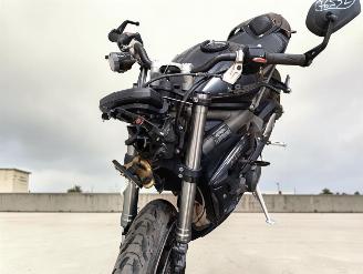 Triumph Street Triple RS picture 6