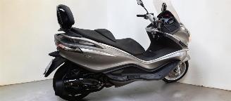 Piaggio X10  picture 9