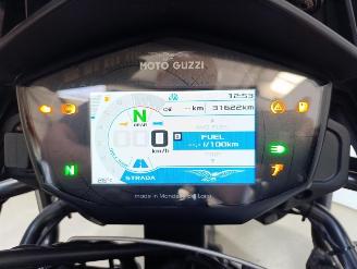 Moto Guzzi V 850 TT picture 2