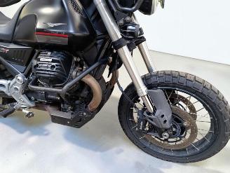 Moto Guzzi V 850 TT picture 11