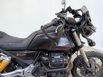 Moto Guzzi V 850 TT picture 6