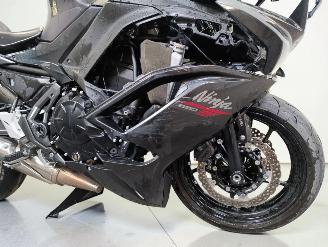 Kawasaki Ninja 650  picture 6