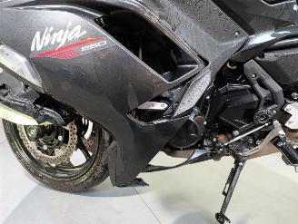 Kawasaki Ninja 650  picture 10