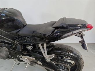 Triumph Street Triple S picture 21