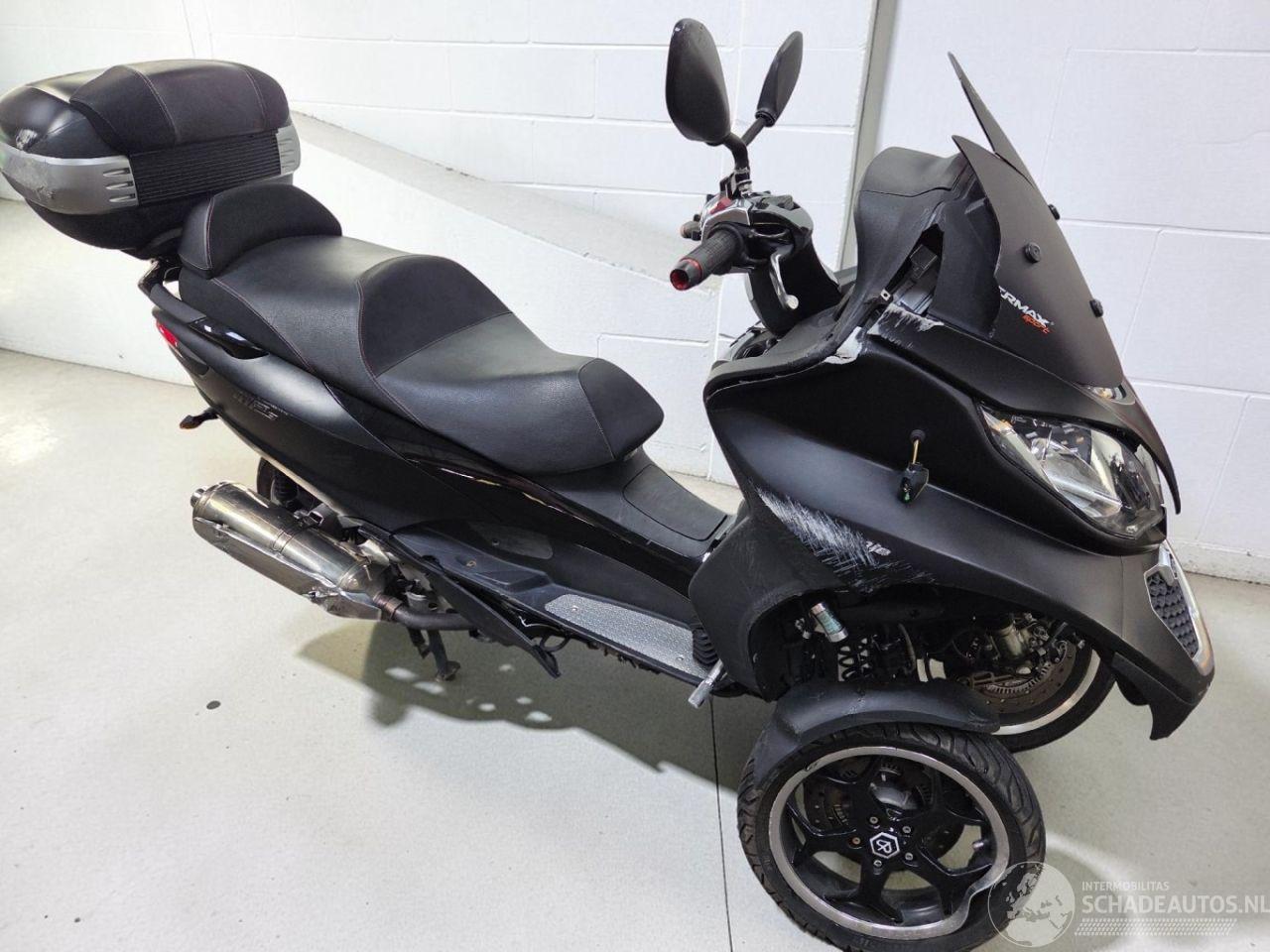 Piaggio  MP3